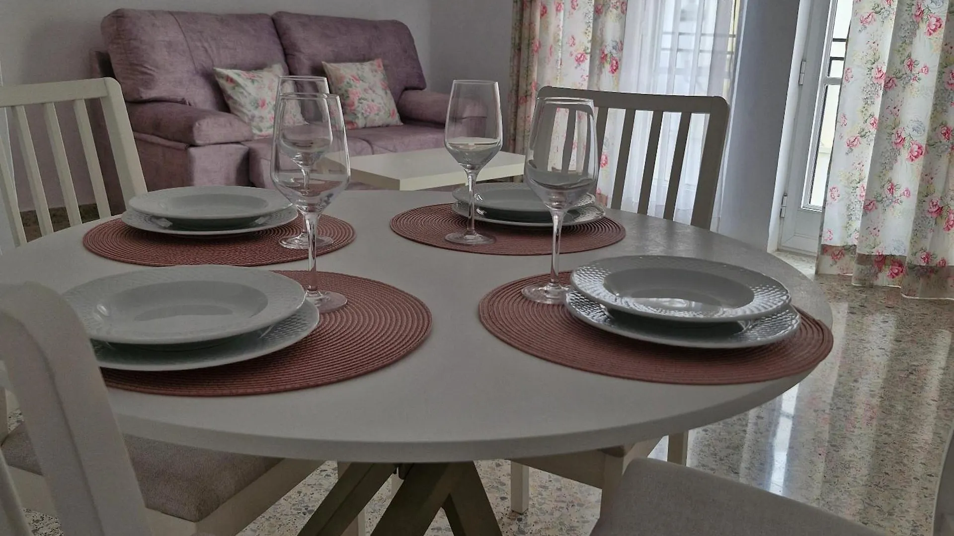 Apartamentos Nerja 2